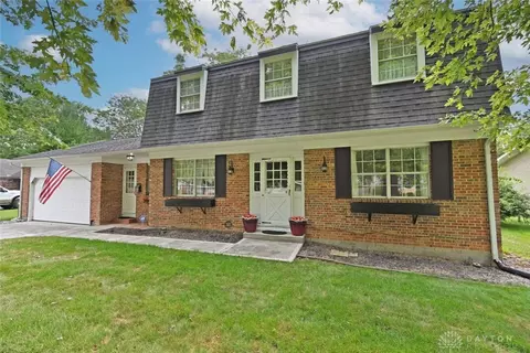 642 Fredericksburg Dr, Dayton, OH 45415