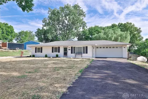 2178 Middletown Eaton Rd, Middletown, OH 45042