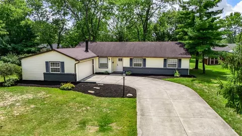 110 Weller Ave, Centerville, OH 45458