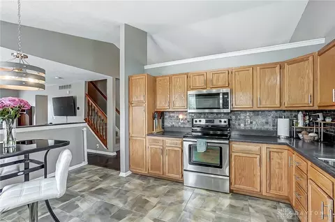 Kitchen - 2016 Clearstream Way, Clayton, OH 45315 photo 2 of 4