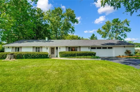 483 Southbrook Dr, Dayton, OH 45459