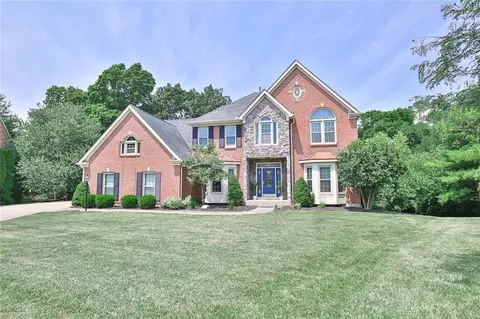 7985 Kingfisher Ln, West Chester, OH 45069