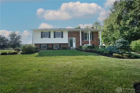6765 Stromenger Ln, Loveland, OH 45140