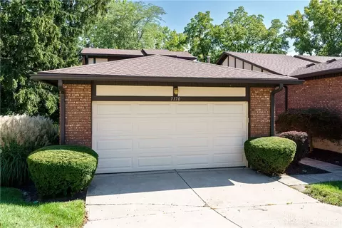 Exterior - 7170 Fallen Oak Trce, Dayton, OH 45459 photo 2 of 9