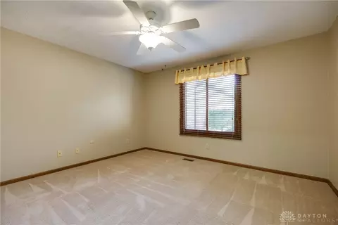Bedroom - 7170 Fallen Oak Trce, Dayton, OH 45459 photo 1 of 6