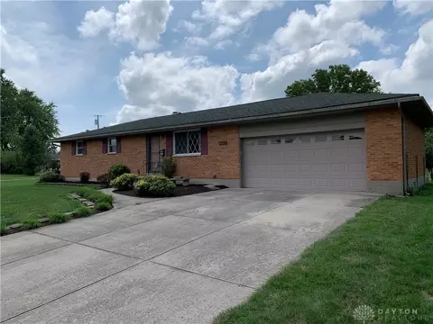 113 Marilee Dr, New Lebanon, OH 45345