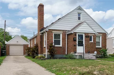 1017 Broadmoor Dr, Dayton, OH 45419