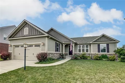 1637 Elm Brook Trl, Centerville, OH 45458