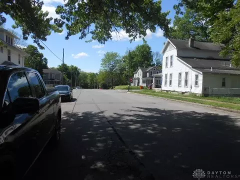 Other - 616 N Murray St, Springfield, OH 45503 photo 2 of 7
