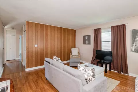 3041 Sudbury Dr, Kettering, OH 45420 photo 6
