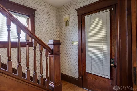 1417 Broadway St, Springfield, OH 45504 photo 4