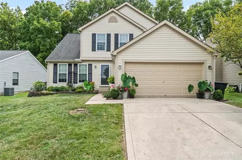 9533 Deer Track Rd, West Chester, OH 45069
