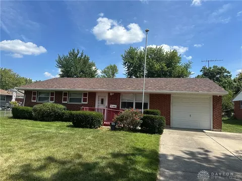 202 Morning Glory Ln, Union, OH 45322