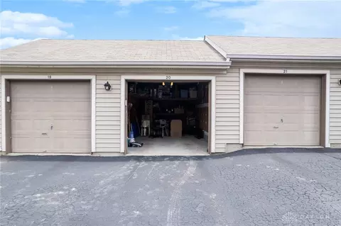 Exterior - 11545 Regency Square Ct #4, Cincinnati, OH 45231 photo 3 of 11