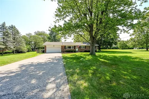 3764 Dorothy Ln, Middletown, OH 45044