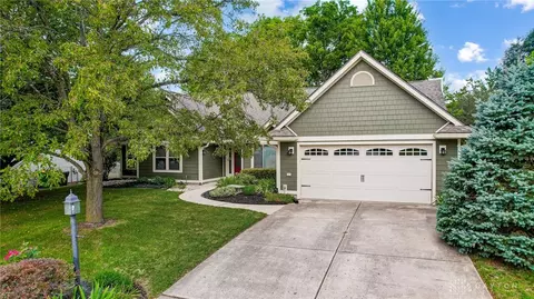 345 Park Ln, Springboro, OH 45066