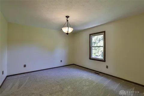210 Edith Dr, Middletown, OH 45042 photo 12