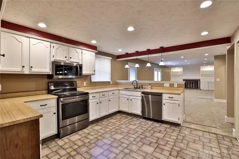 210 Edith Dr, Middletown, OH 45042 photo 15
