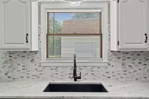 Kitchen - 129 E Doris Dr, Fairborn, OH 45324 photo 4 of 4