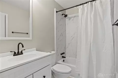 Bath - 129 E Doris Dr, Fairborn, OH 45324 photo 3 of 3