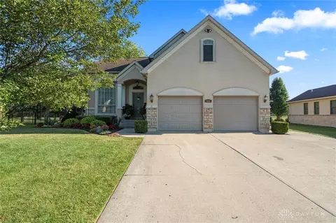 3000 Bridlewood Dr, Sidney, OH 45365