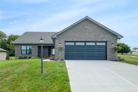 2103 High Wheel Dr, Xenia, OH 45385