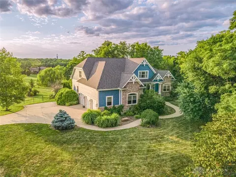1412 Hemingway Dr, Waynesville, OH 45068