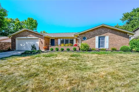 65 Sesame St, Springboro, OH 45066