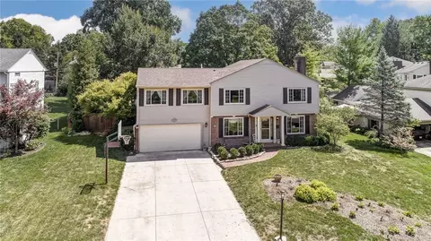 3224 Lenox Dr, Kettering, OH 45429