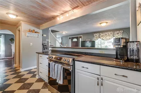 Kitchen - 3224 Lenox Dr, Kettering, OH 45429 photo 5 of 7