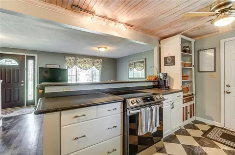 Kitchen - 3224 Lenox Dr, Kettering, OH 45429 photo 6 of 7