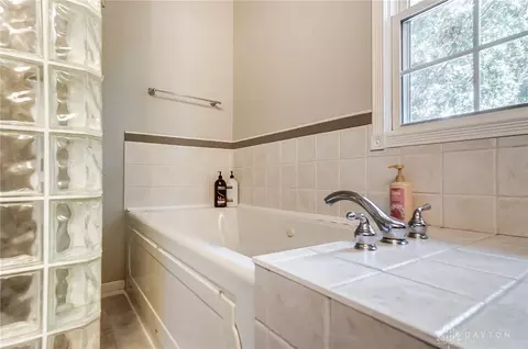 Bath - 3224 Lenox Dr, Kettering, OH 45429 photo 6 of 9