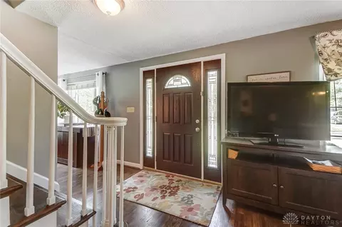 Entry Way - 3224 Lenox Dr, Kettering, OH 45429 photo 1 of 2