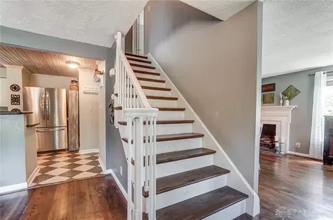 Entry Way - 3224 Lenox Dr, Kettering, OH 45429 photo 2 of 2