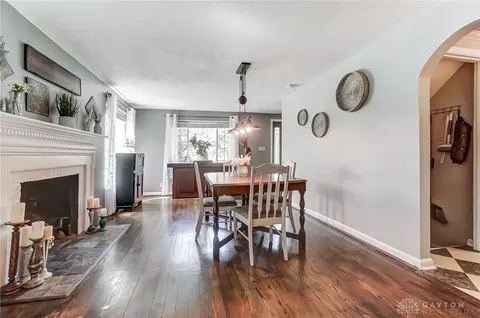 Dining - 3224 Lenox Dr, Kettering, OH 45429 photo 2 of 3