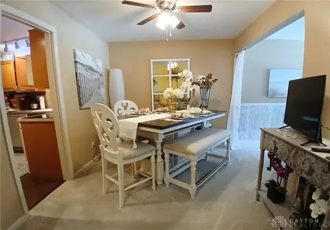 Dining - 5400 Landau Dr #2, Kettering, OH 45429 photo 4 of 4