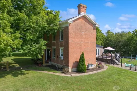 1446 Stone Rd, Xenia, OH 45385