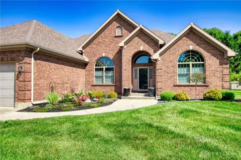 460 Thomas Dr, Springboro, OH 45066 photo 2