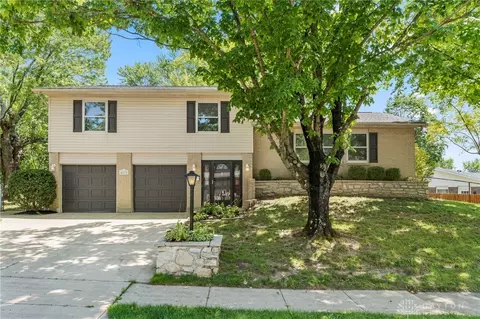 4472 Elmshaven Dr, Dayton, OH 45424