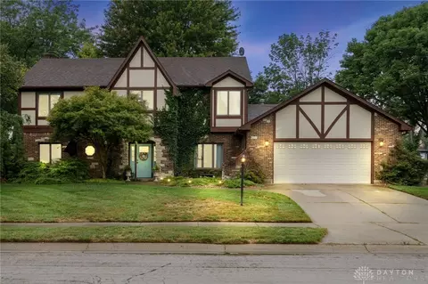 3619 Ridgeway Rd, Bellbrook, OH 45305