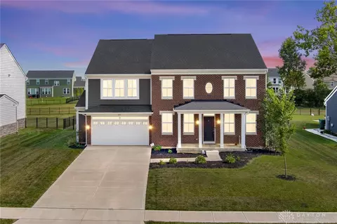 3631 Magnolia Trace Dr, Sugarcreek Township, OH 45305