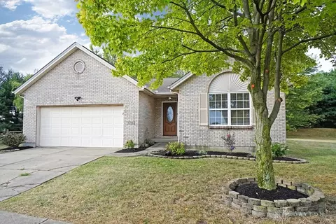 8240 Lee Ct, Mason, OH 45040