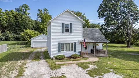 3016 Old Springfield Rd, Springfield, OH 45502