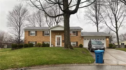 5780 Redbird Ct, Dayton, OH 45431