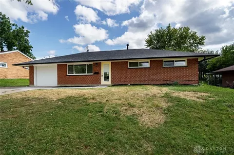 4868 Neptune Ln, Dayton, OH 45424
