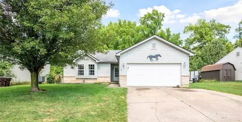 21 Clearbrook Dr, Franklin, OH 45005