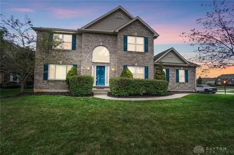 424 Hillcrest Dr, Springboro, OH 45066