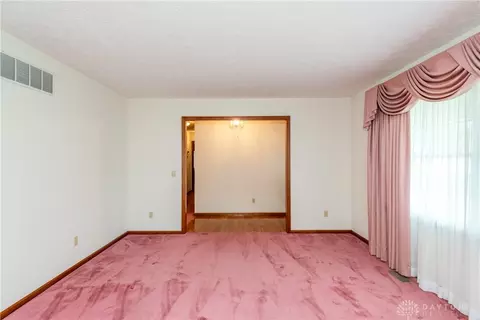 2820 Springfield Xenia Rd, Springfield, OH 45506 photo 10