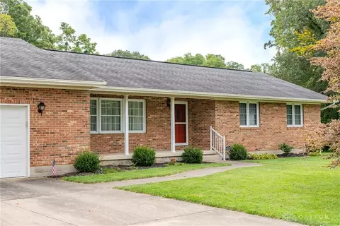 2820 Springfield Xenia Rd, Springfield, OH 45506 photo 2