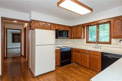 2820 Springfield Xenia Rd, Springfield, OH 45506 photo 14